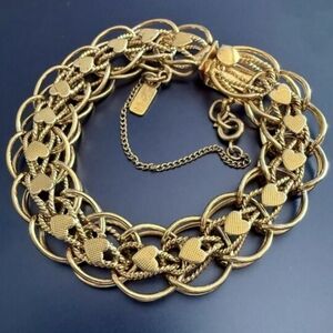 Vintage Monet Elegant Motifs Gold Heart Chain Bracelet